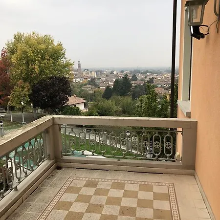 Konukevi Lucrezia